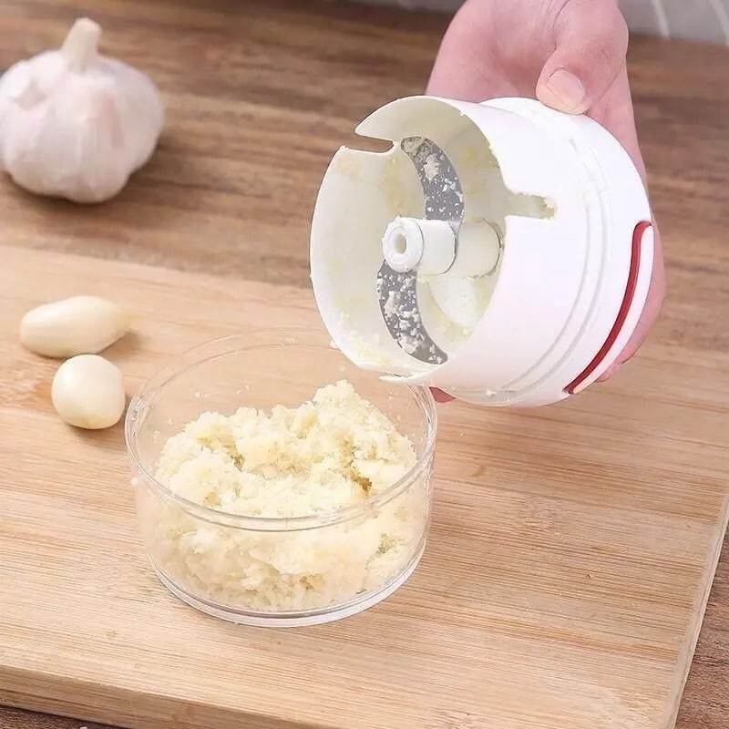 Hand-Pulled Garlic Grinder – Manual Mini Food Chopper & Mixer